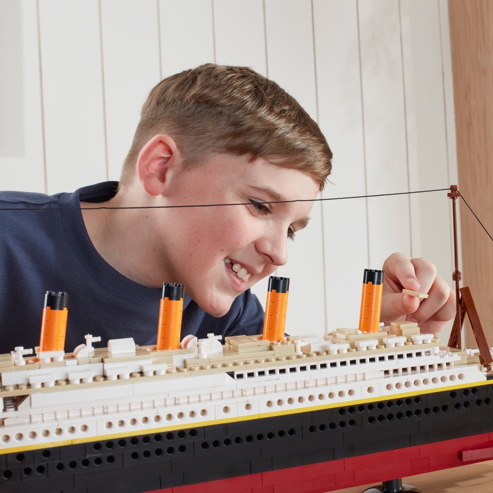 Smyths titanic lego sale