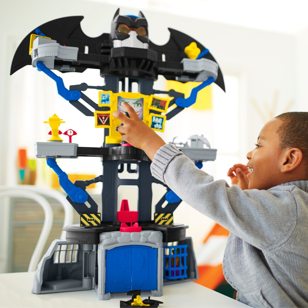 Imaginext DC Super Friends Transforming Batcave Playset Smyths Toys UK