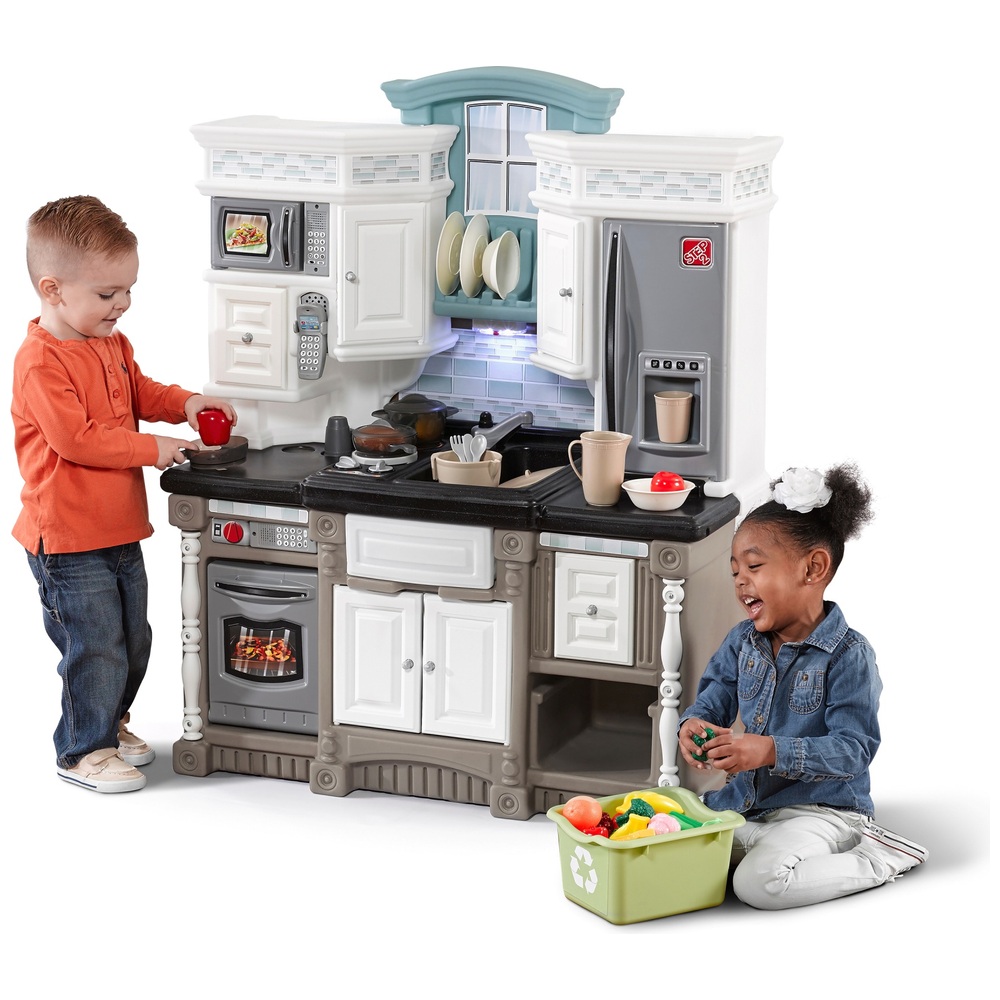 Step 2 Lifestyle Dream Kitchen | Smyths Toys UK