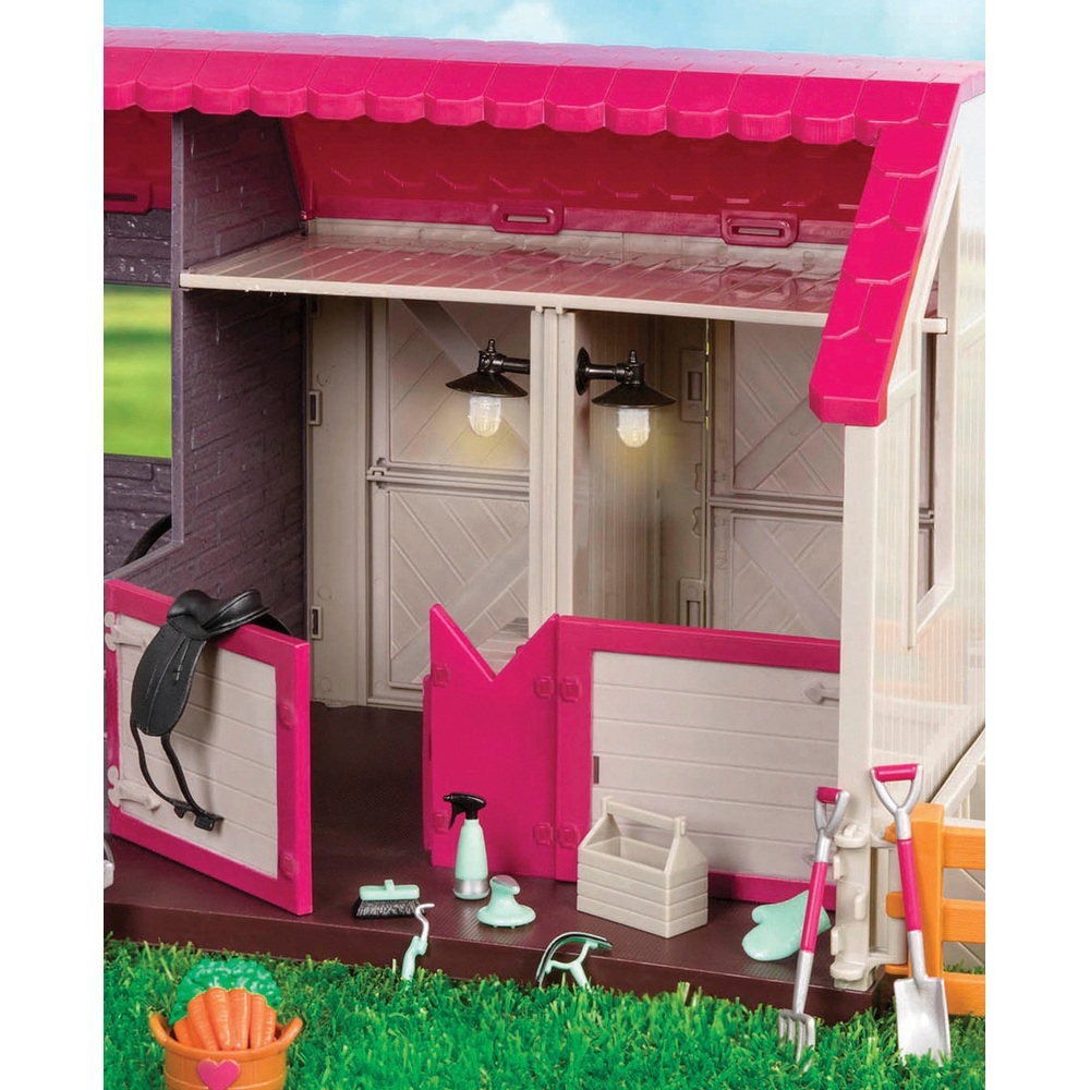 Lori Horse Barn | Smyths Toys UK