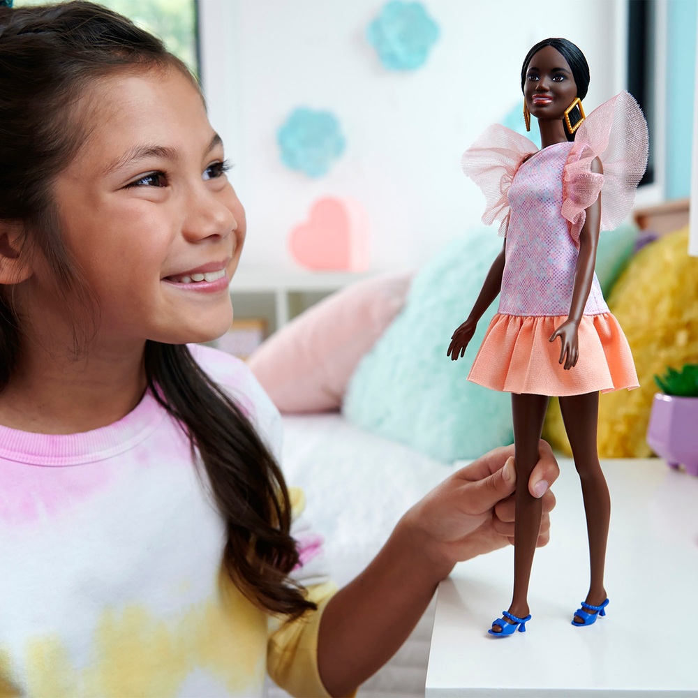 Barbie Fashionistas Doll in Dress With Peaches & Cream | Smyths Toys UK