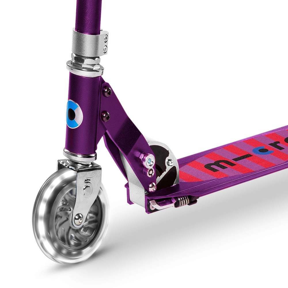Dødelig Veluddannet Legepladsudstyr Micro Sprite LED Scooter Purple | Smyths Toys UK