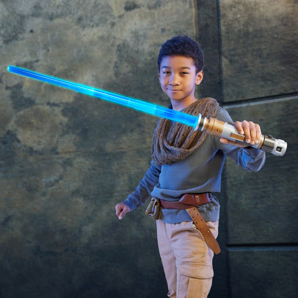 Customizable Roleplay Toy for Kids Ages 4 and Up Star Wars Lightsaber Forge OBI-Wan Kenobi Extendable Blue Lightsaber Toy 