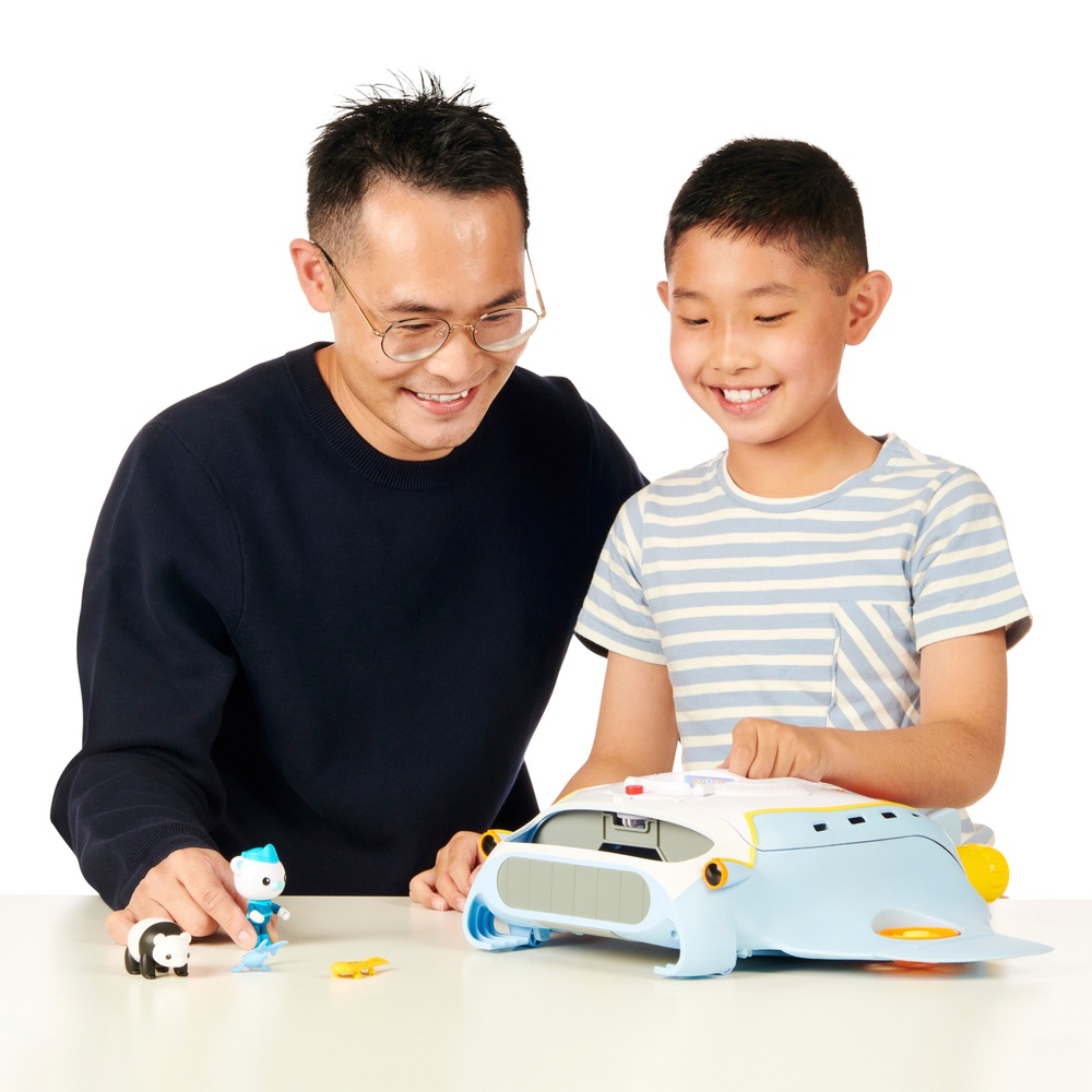 Octonauts Above & Beyond Octoray Transforming Playset with Lights and