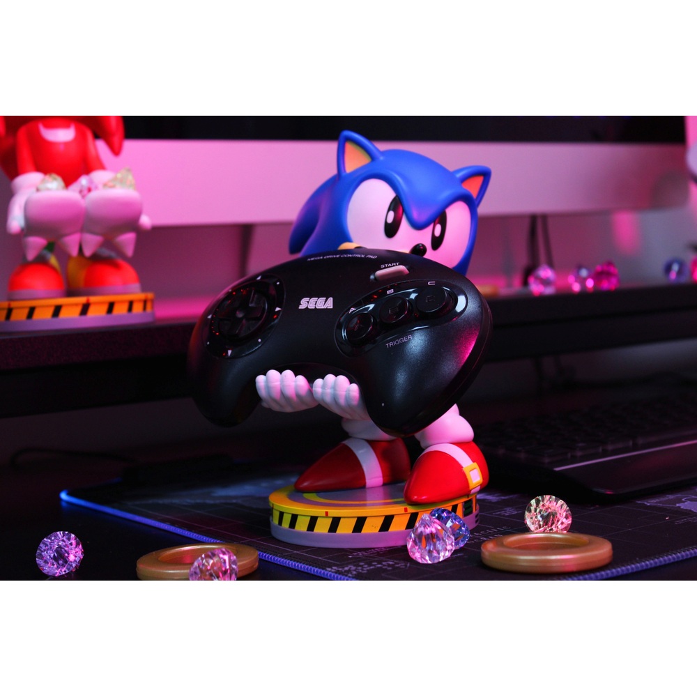 Sonic the Hedgehog Modern Sonic Cable Guys Phone Stand