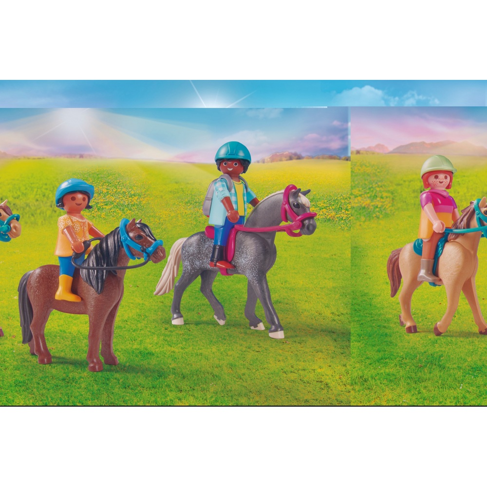 PLAYMOBIL 71239 Country Set Picnic Outing with Horses | Smyths Toys UK