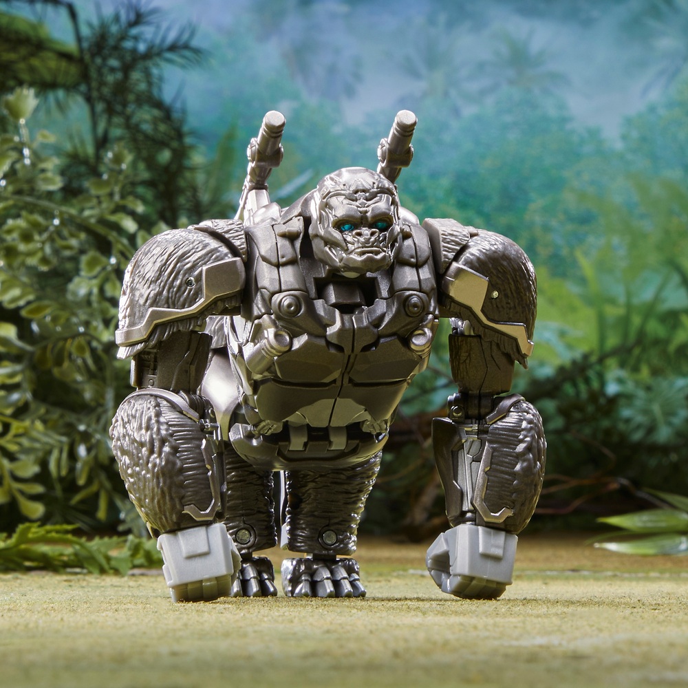 transformers rise   beasts voyager class optimus primal smyths
