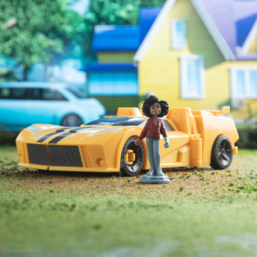 Transformers: EarthSpark Spin Changer Bumblebee & Mo Malto Action ...