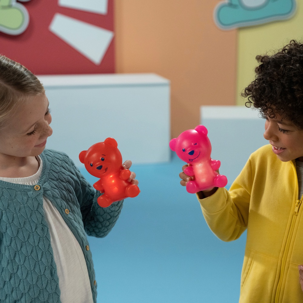 Introducing Gummymal, the hilarious interactive gummy bear toy! 🐻🤣