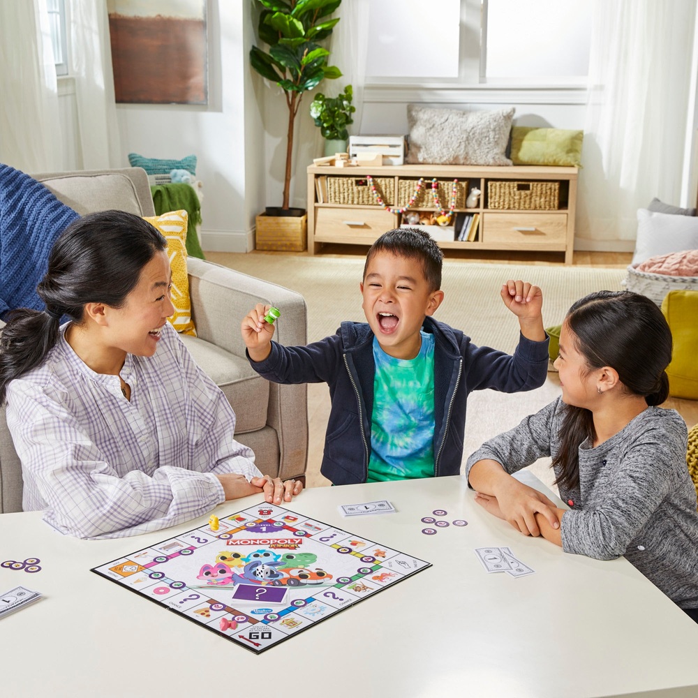 Monopoly Junior | Smyths Toys UK