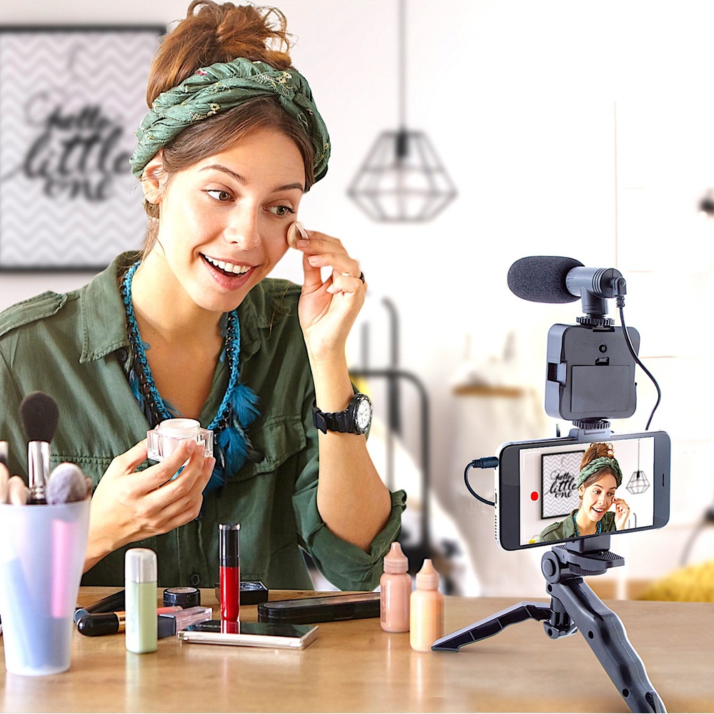 Studio Creator Podcast & Vlogging Kit Smyths Toys UK