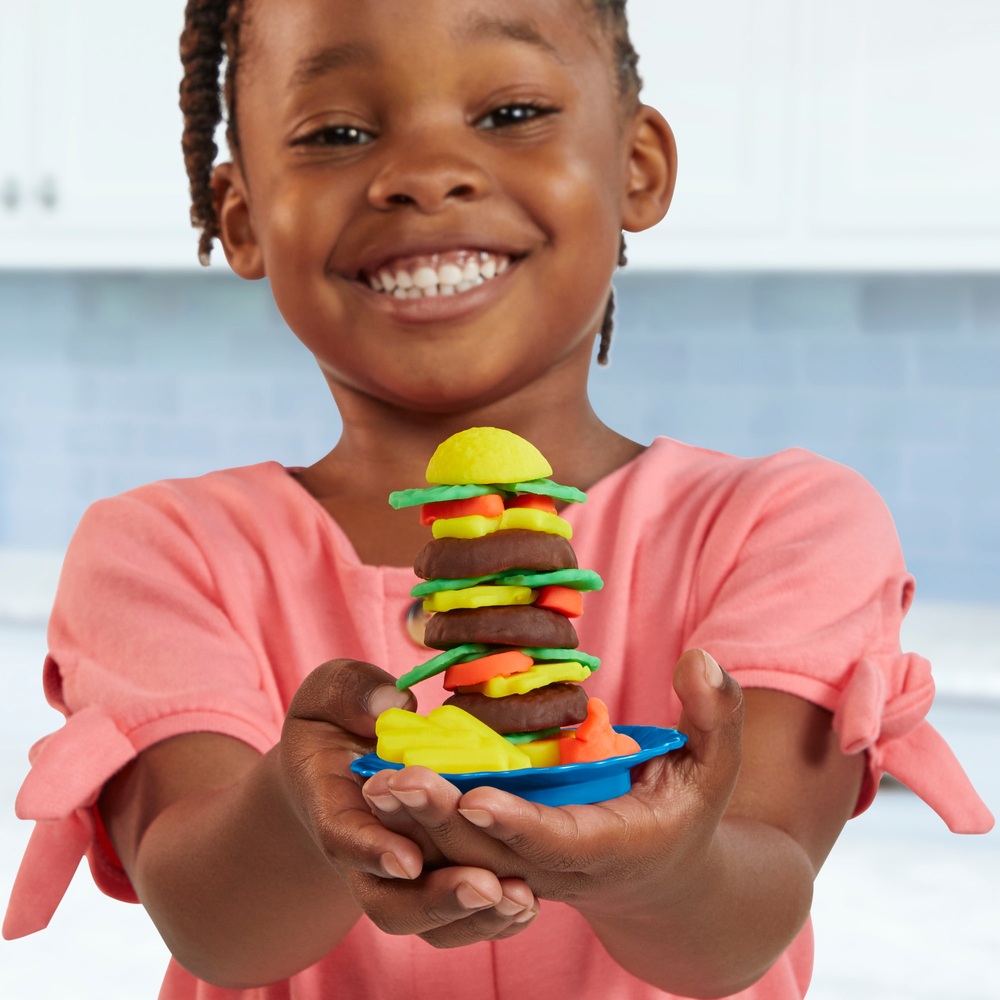 Play-Doh Kitchen Creations, Le p'tit resto, coffret de cuisine À