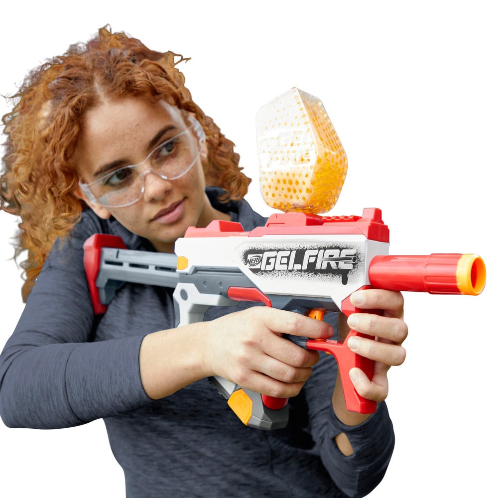 Nerf Pro Gelfire Mythic Full Auto Blaster & 10,000 Gelfire Rounds, 800  Round Hopper, Rechargeable Battery, Eyewear, Ages 14 & Up