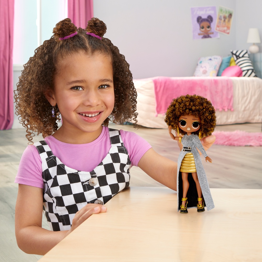 L.O.L. Surprise! O.M.G. Royal Bee Fashion Doll | Smyths Toys UK