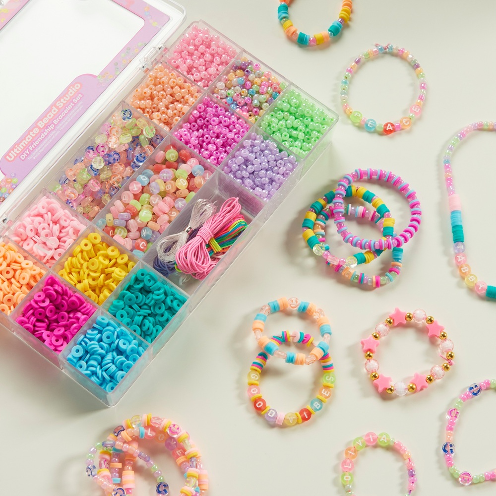 Ultimate Bead Studio DIY Friendship Bracelet Set with 5000 Pieces
