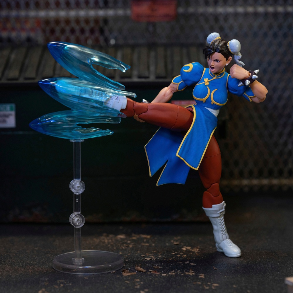 Street Fighter Chun-Li 15cm Action Figure | Smyths Toys UK