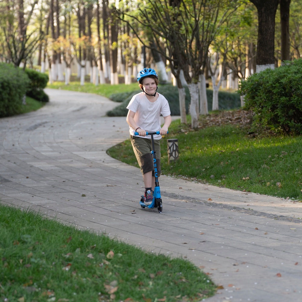 Aero C1 Scooter with LED Wheels Blue | Smyths Toys Ireland