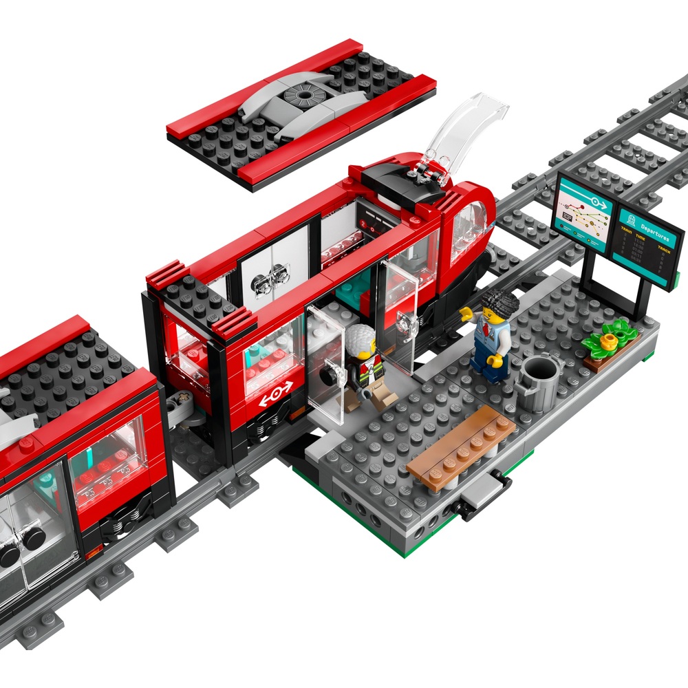 LEGO City 60423 Straßenbahn mit Haltestelle | Smyths Toys Deutschland