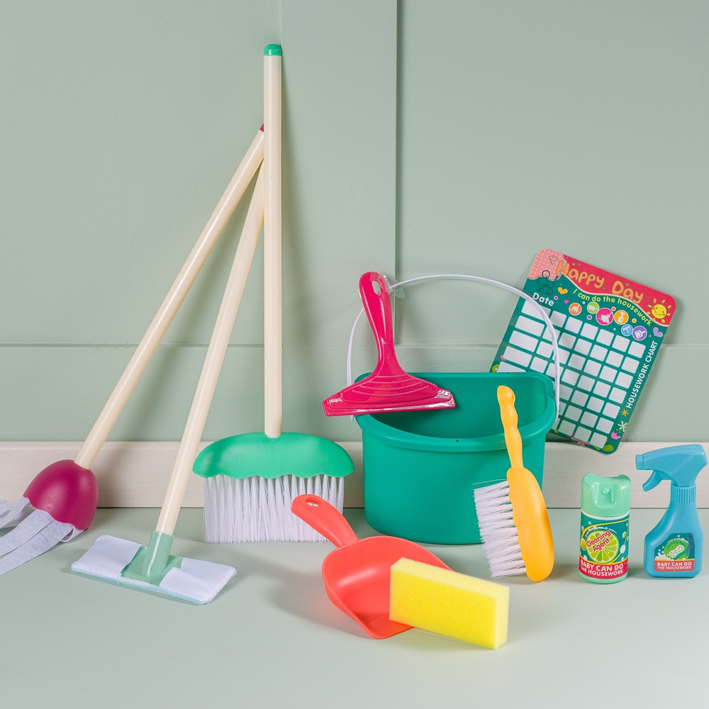 12 Piece Cleaning Set Smyths Toys UK