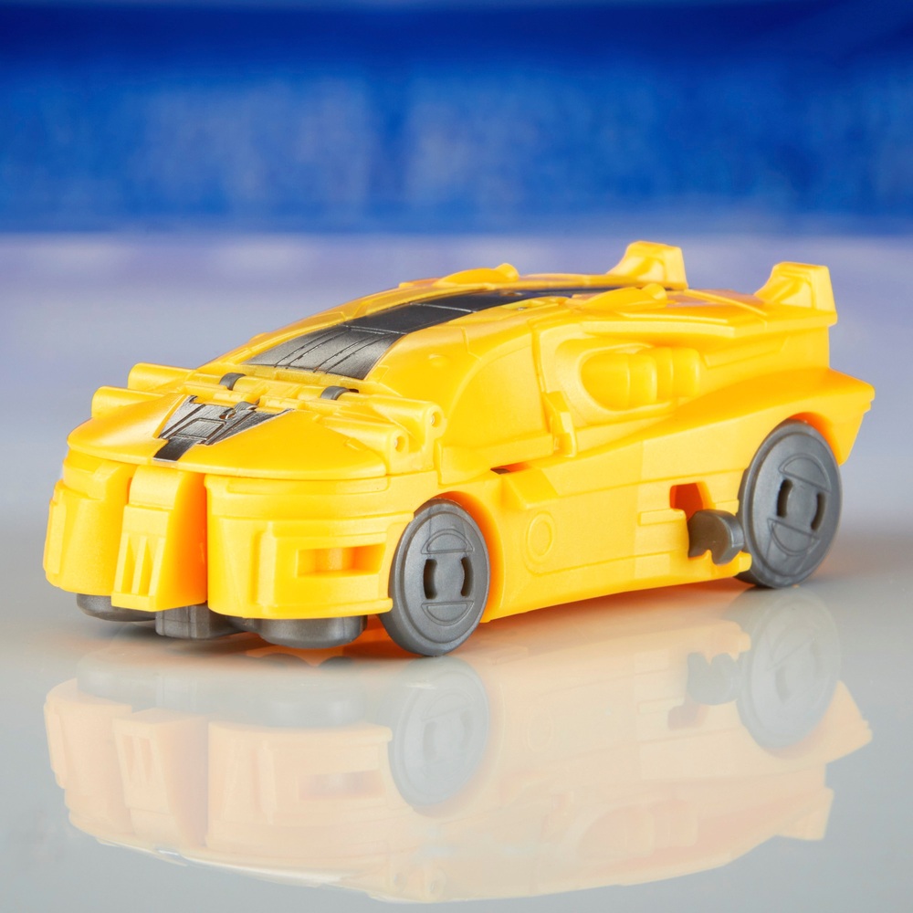 Transformers One Cog Changer Figur Bumblebee (B-127) | Smyths Toys ...