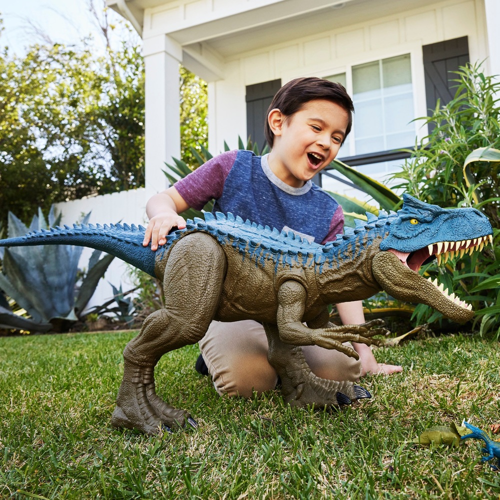 Jurassic World Super Colossal Allosaurus | Smyths Toys UK