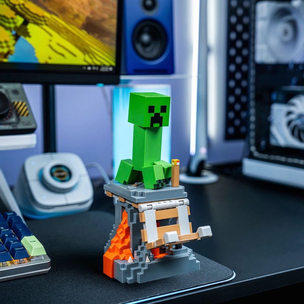 Minecraft Creeper Cable Guy Phone and Controller Holder
