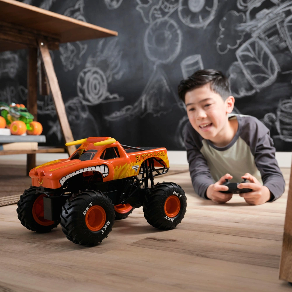 Monster Jam El Toro Loco Remote Control Smoke Effect Monster Truck
