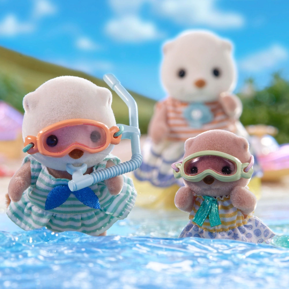 Sylvanian Families Sea Otter Sisters Splashy Snorkel Set Smyths