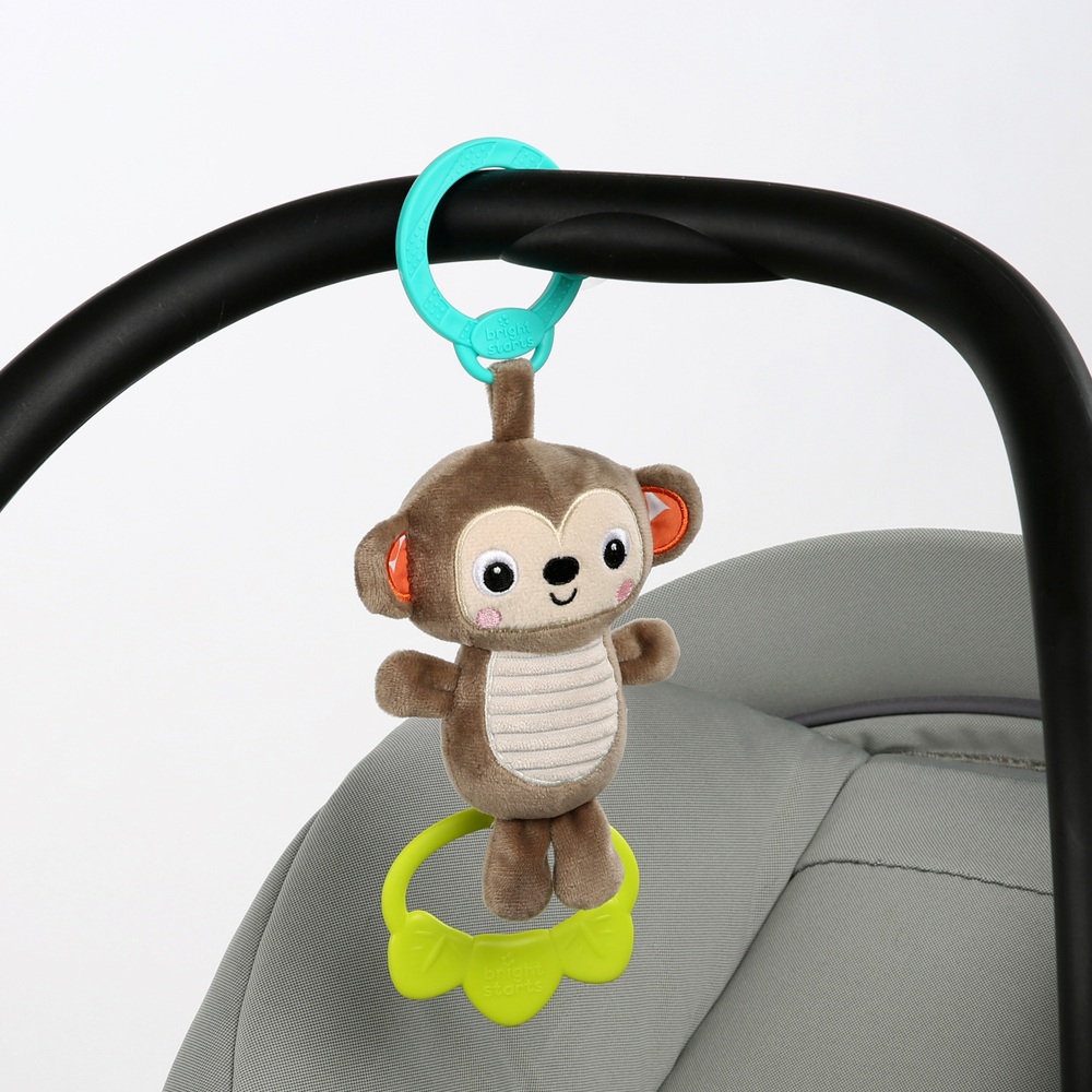 ce petit singe interactif de chez @Smyths Toys FR est sublime