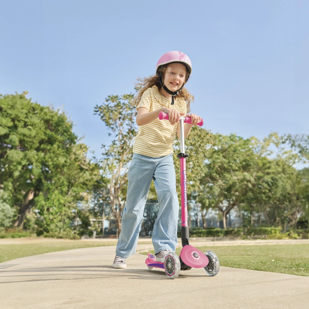 Trottinette enfant Globber Primo Pliable Lumières Eco Coconut à partir de 3 ans